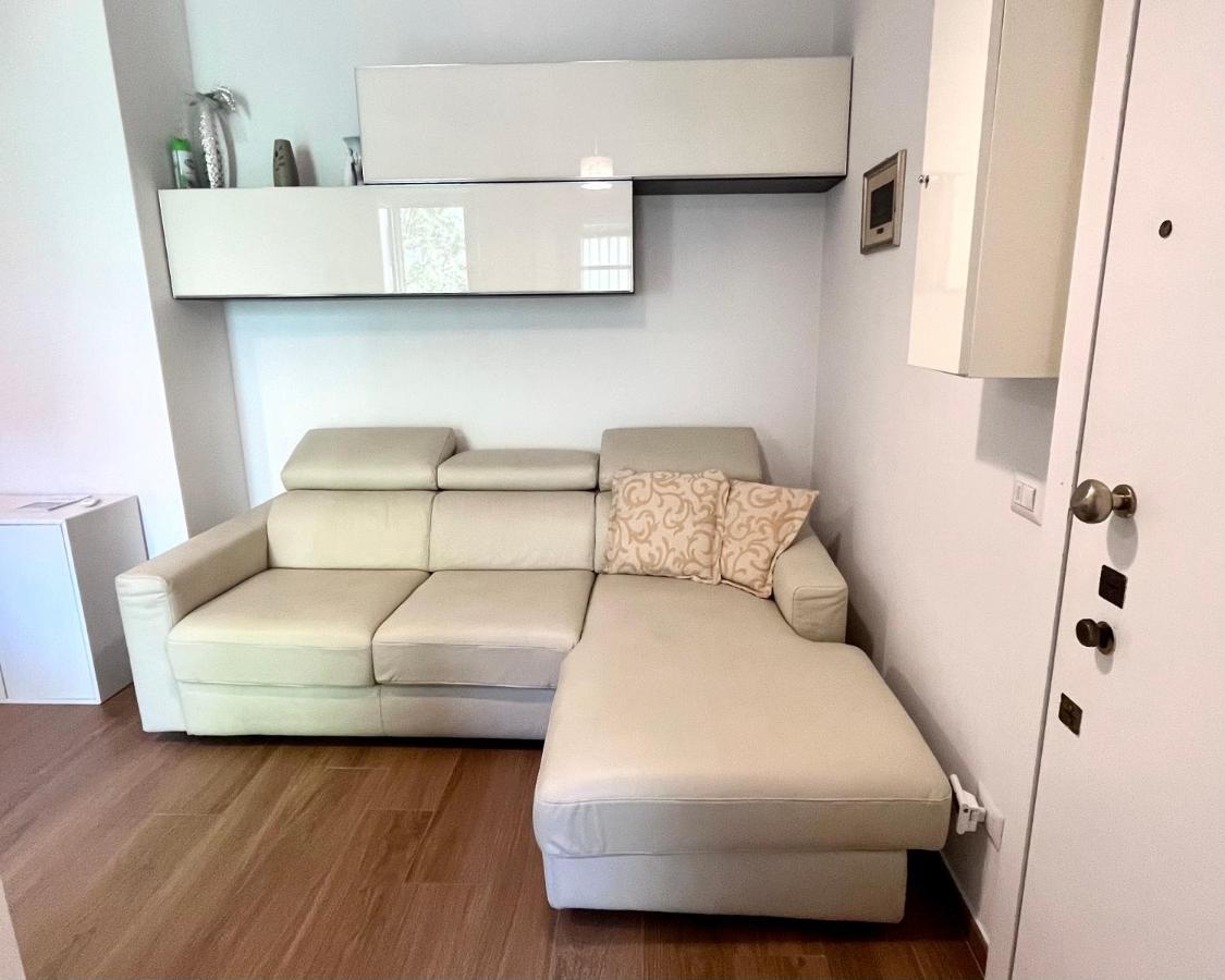 Citta Studi M4 Subway Linate, City Center 10 Min, Luminoso Appartamento Full Optional Wi-Fi Milan Luaran gambar